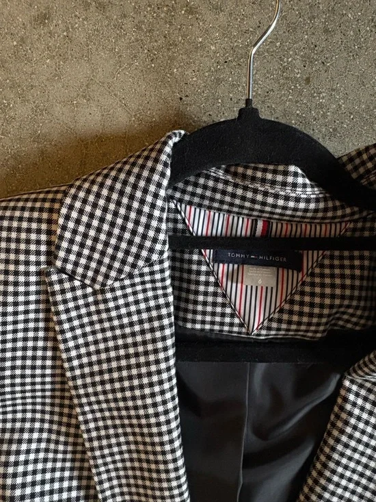 Tommy Hilfiger Black & White Blazer 6 - Picture 3 of 3